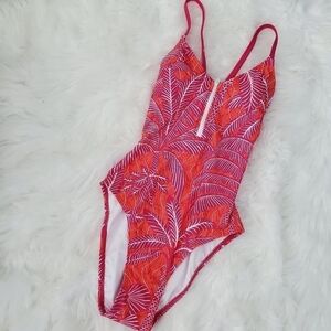 Tommy Hilfiger Tropical print palm prin one piece swimsuit. Size small. New with